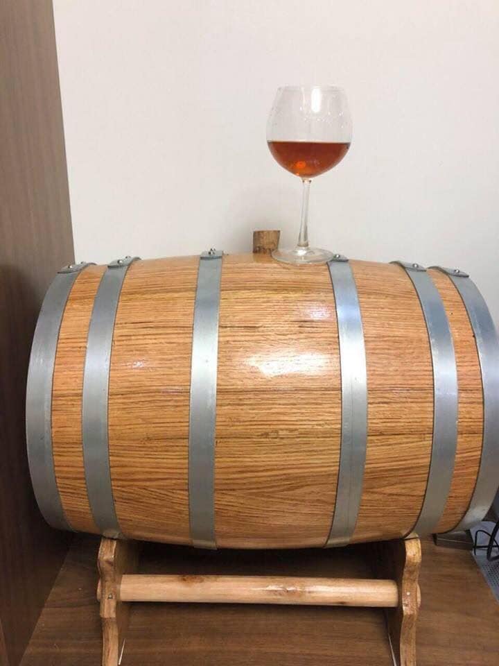 Bán thùng gỗ sồi ngâm rượu 200 lít