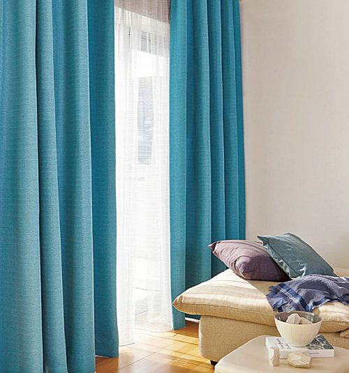 Màu sắc rèm cửa phù hợp với không gian nội thất