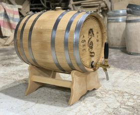 Thùng rượu gỗ sồi có dung tích bao nhiêu?